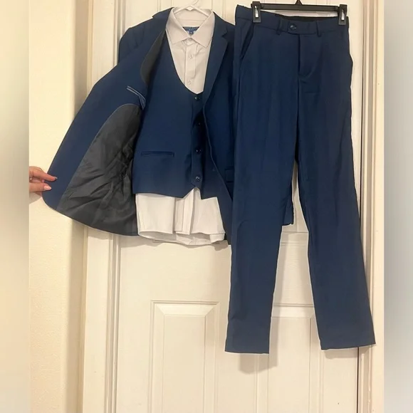 Perry Ellis Navy Blue Suit Set - Picture 1 of 16